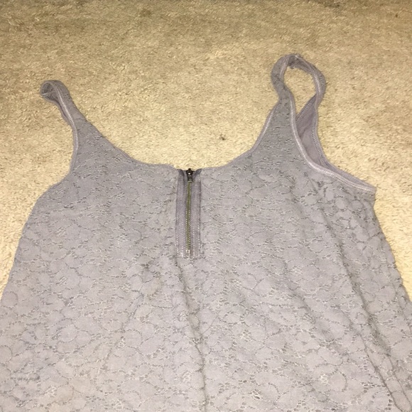 Tank. - Picture 2 of 3